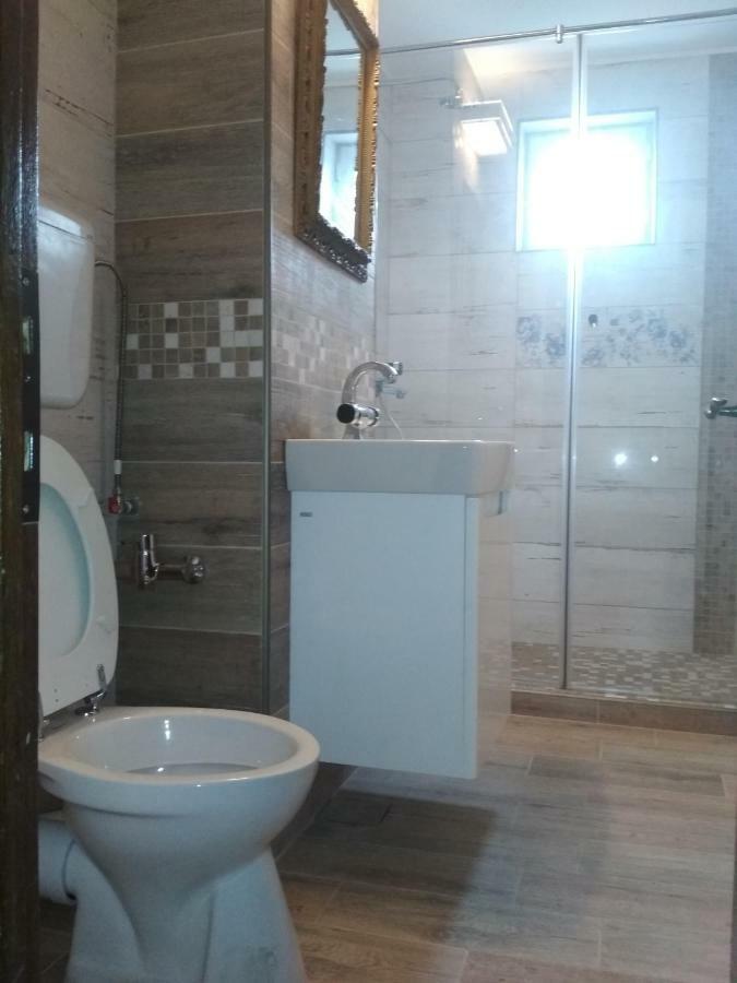 Pelican Proxy Apartment أرادايا المظهر الخارجي الصورة